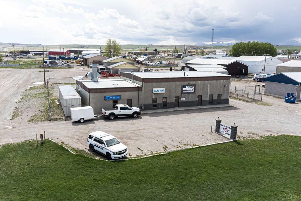 Photo of 1142 Macleod Street, Pincher Creek, AB T0K 1W0 (MLS # A2292565)