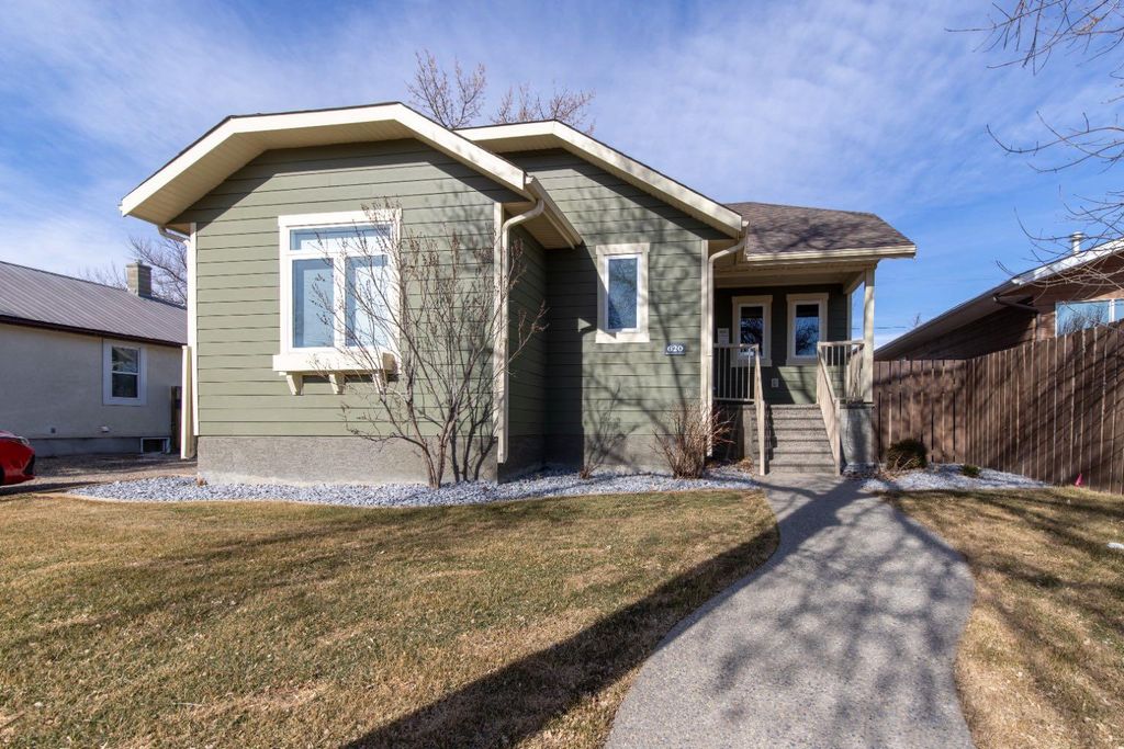 Photo of 620 Highway Avenue, Picture Butte, AB T0K 1V0 (MLS # A2292045)