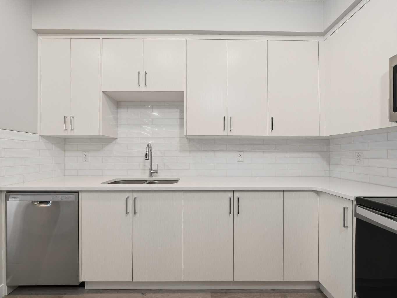 660 Shawnee Square SW 110