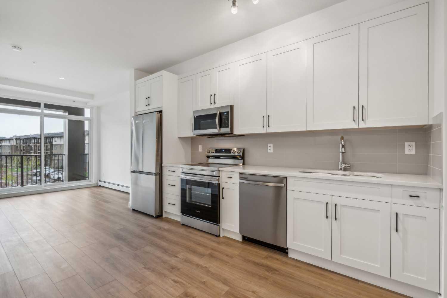 14910 1 Street NW 1215