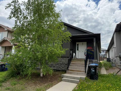 Photo of 192 Crane Rise, Fort McMurray, AB T9K 0P7 (MLS # A2325966)