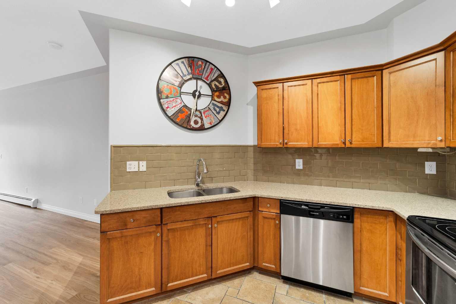 2411 Erlton Road SW 309
