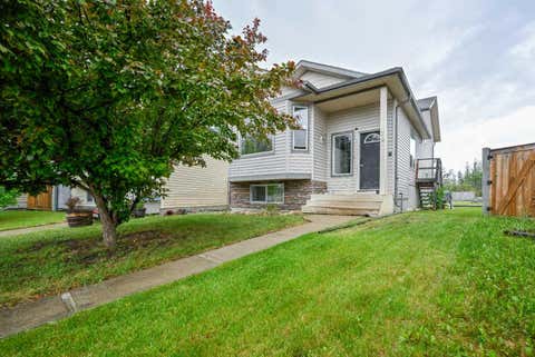 Photo of 73 Pinnacle Avenue, Grande Prairie, AB T8W 2V8 (MLS # A2321214)