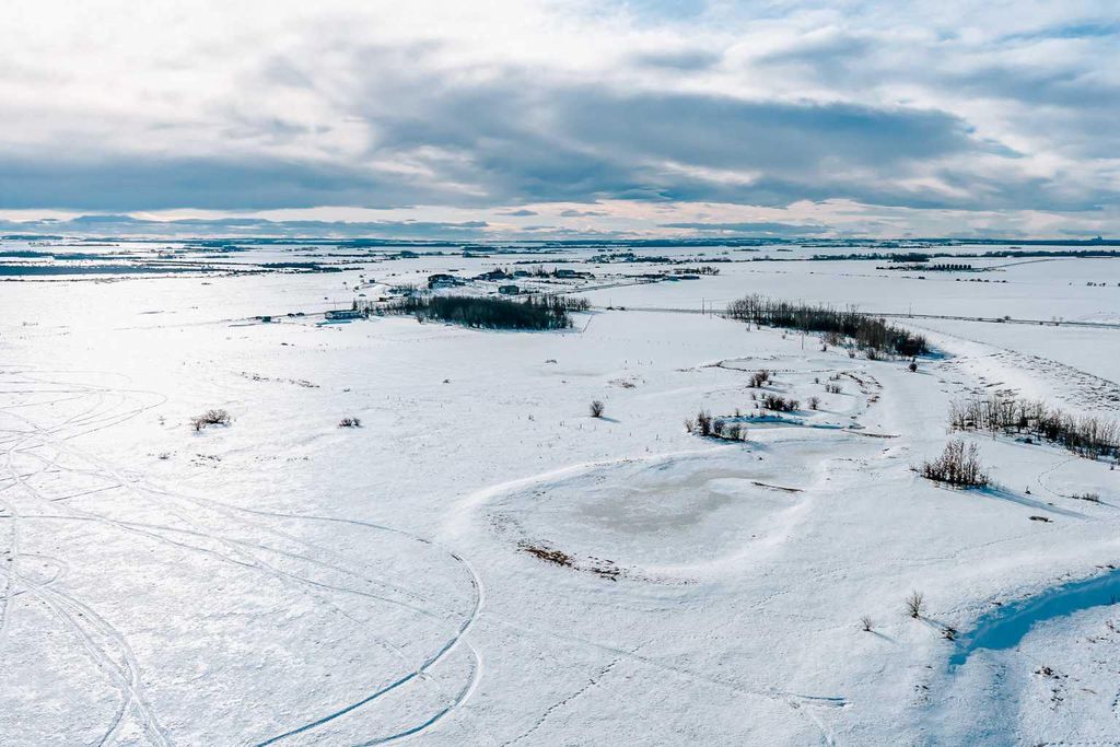 Photo of Kleskun Springs 5001 733A Township, Sexsmith, AB T0H 3C0 (MLS # A2288079)