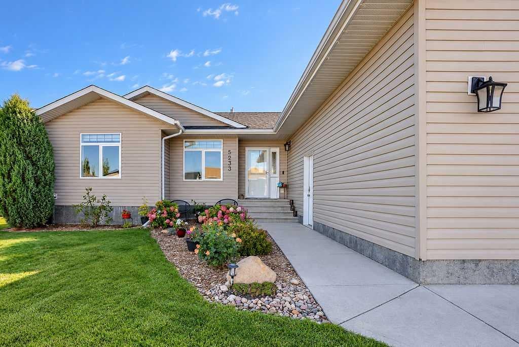Photo of 5233 64 Street, Vermilion, AB T9X 1X5 (MLS # A2346964)