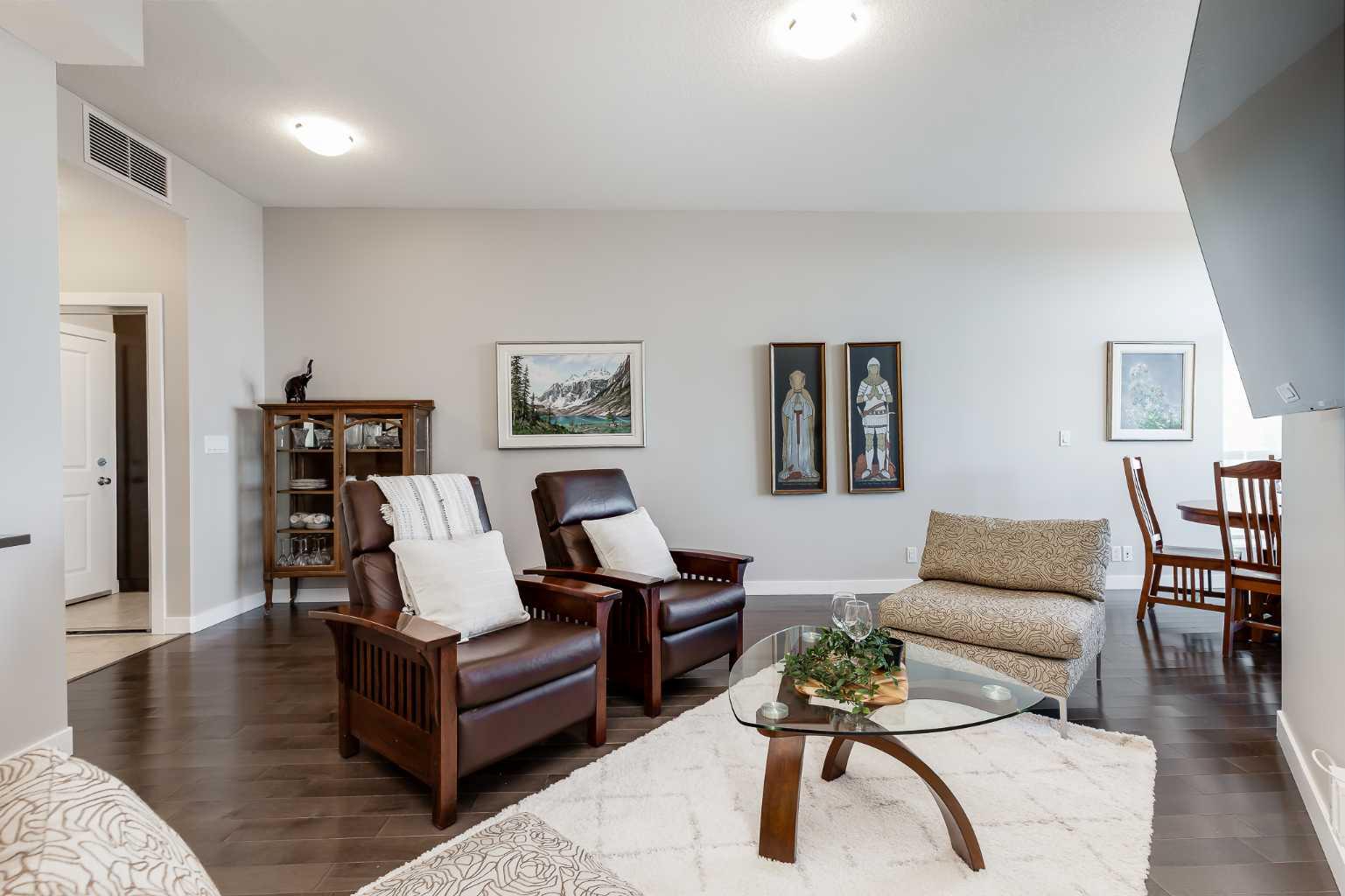 16 Varsity Estates Circle NW 1109