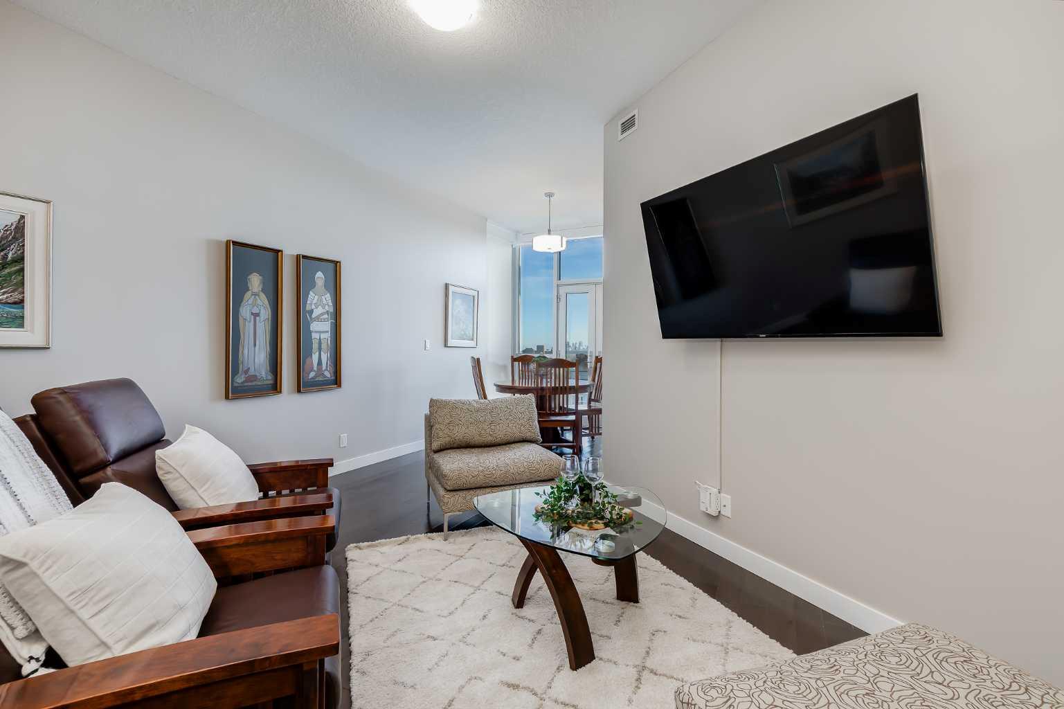 16 Varsity Estates Circle NW 1109