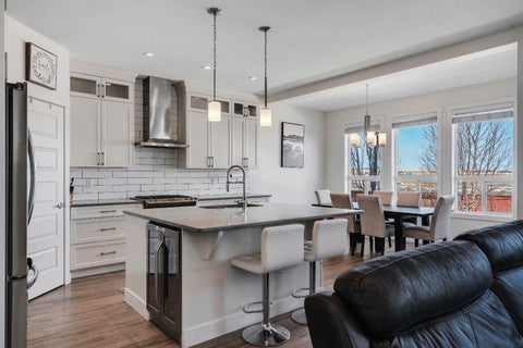 Photo of 118 REUNION Green NW, Airdrie, AB T4B 3X1 (MLS # A2316517)
