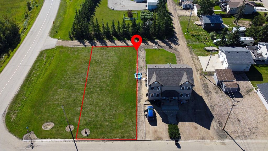 Photo of 305 1st SE, Falher, AB T0H 1M0 (MLS # A1073011)