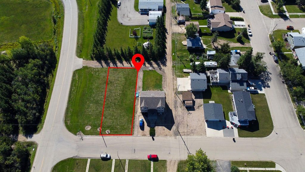 Photo of 305 1st SE, Falher, AB T0H 1M0 (MLS # A1073011)