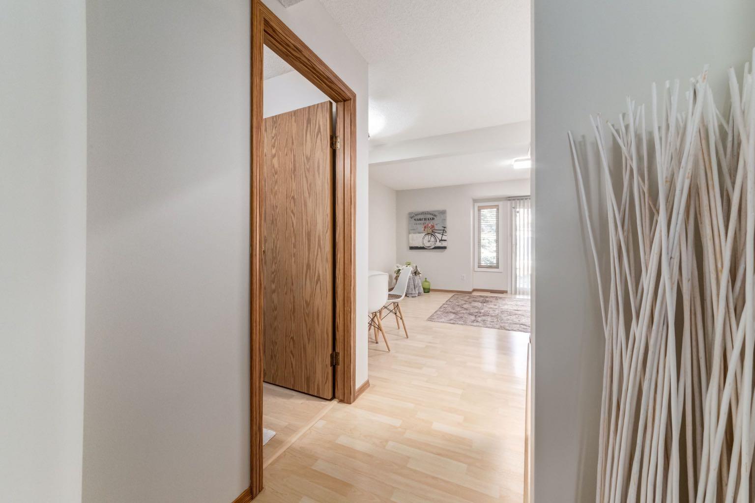 12 Millrise Green SW