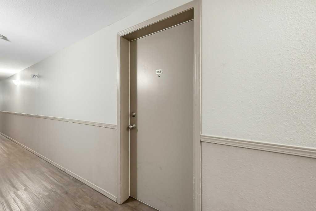 60 Panatella Street NW 3305