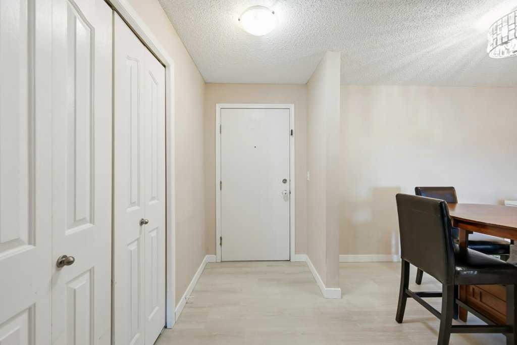 60 Panatella Street NW 3305