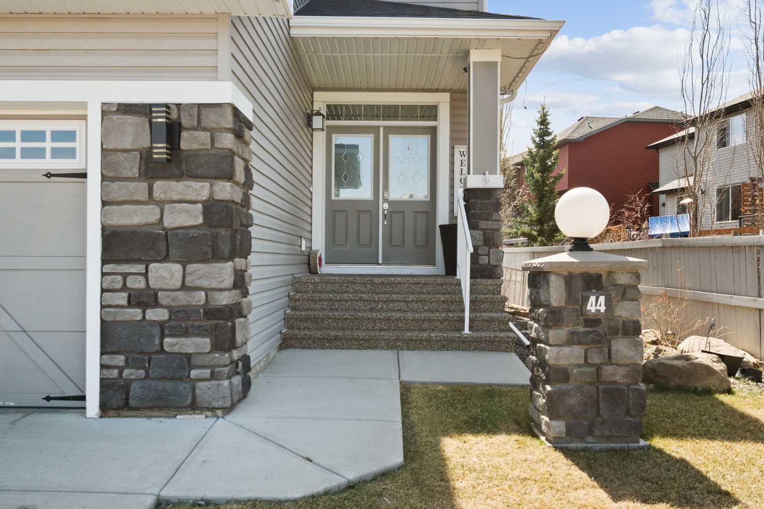 44 Cimarron Springs Circle