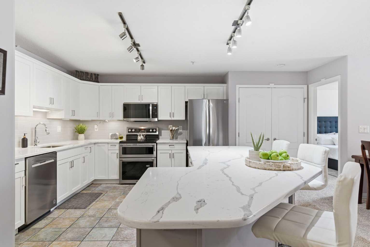 303 Arbour Crest Drive NW 2201