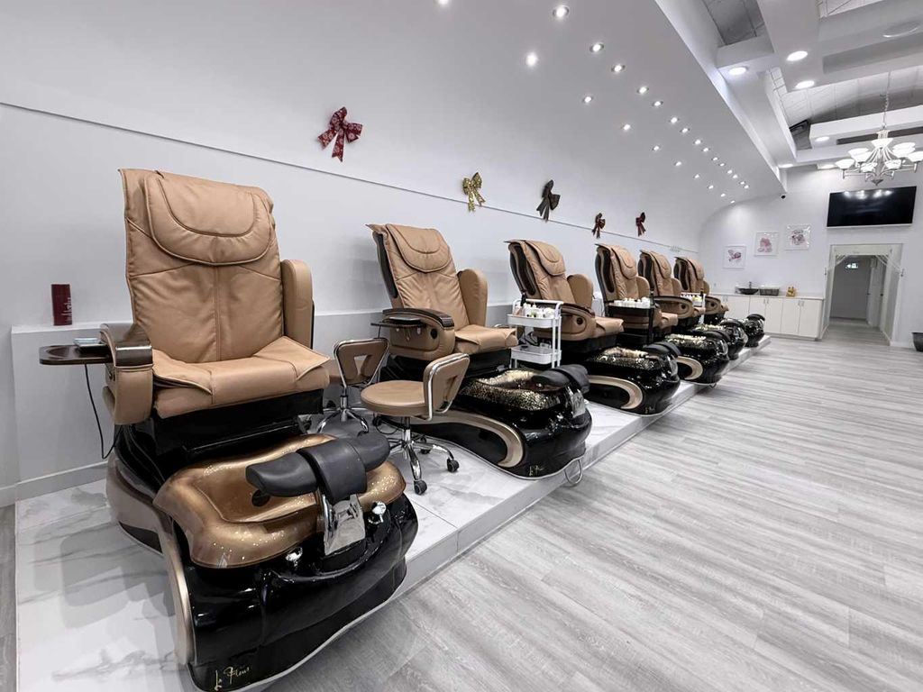 Photo of 9737 Macleod Trail SW #D245, Calgary, AB T2J 0P6 (MLS # A2295483)