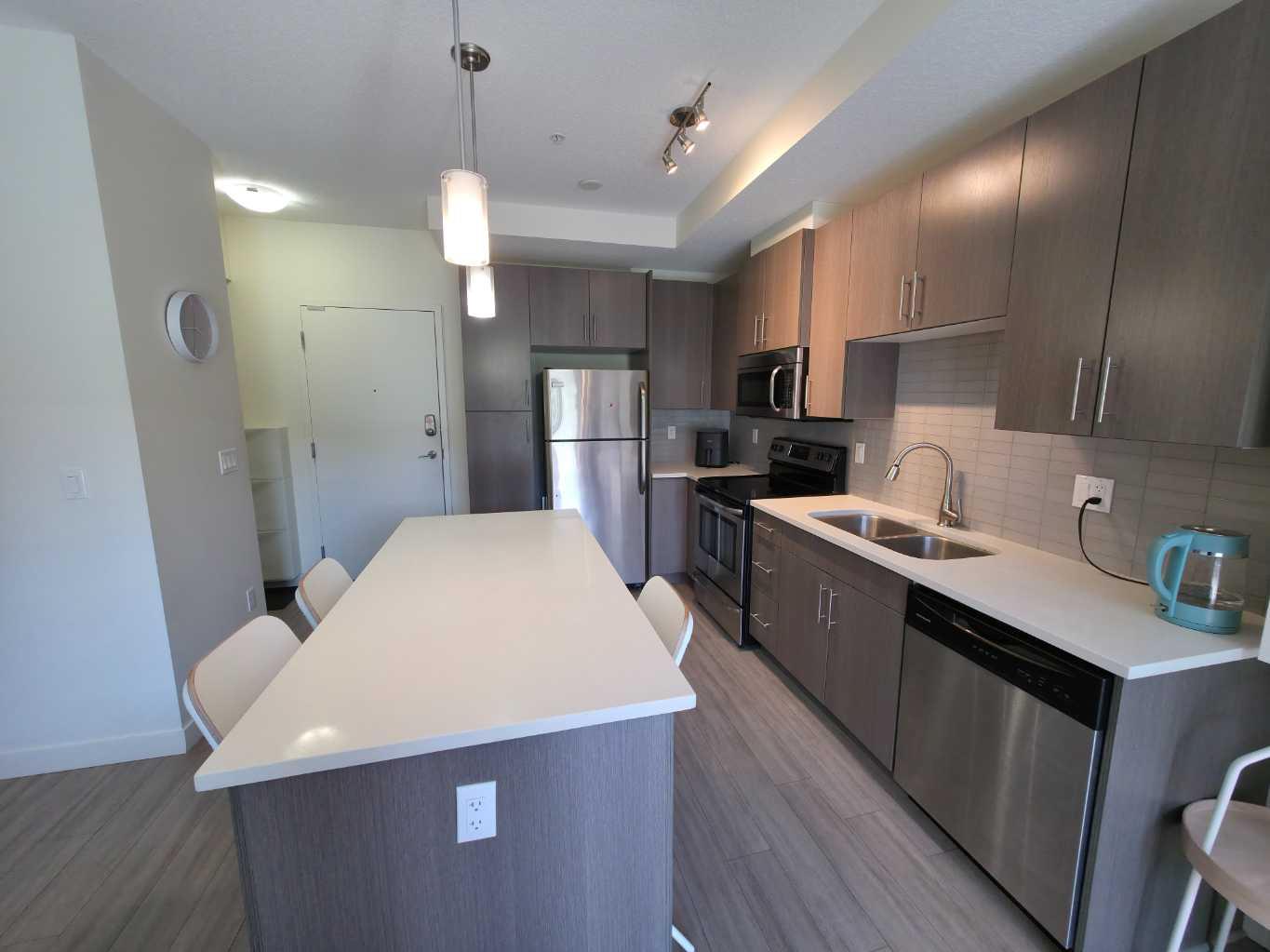 15233 1 Street SE 209