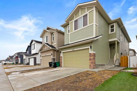 479 Bayview Way SW Airdrie AB T4B 5A7