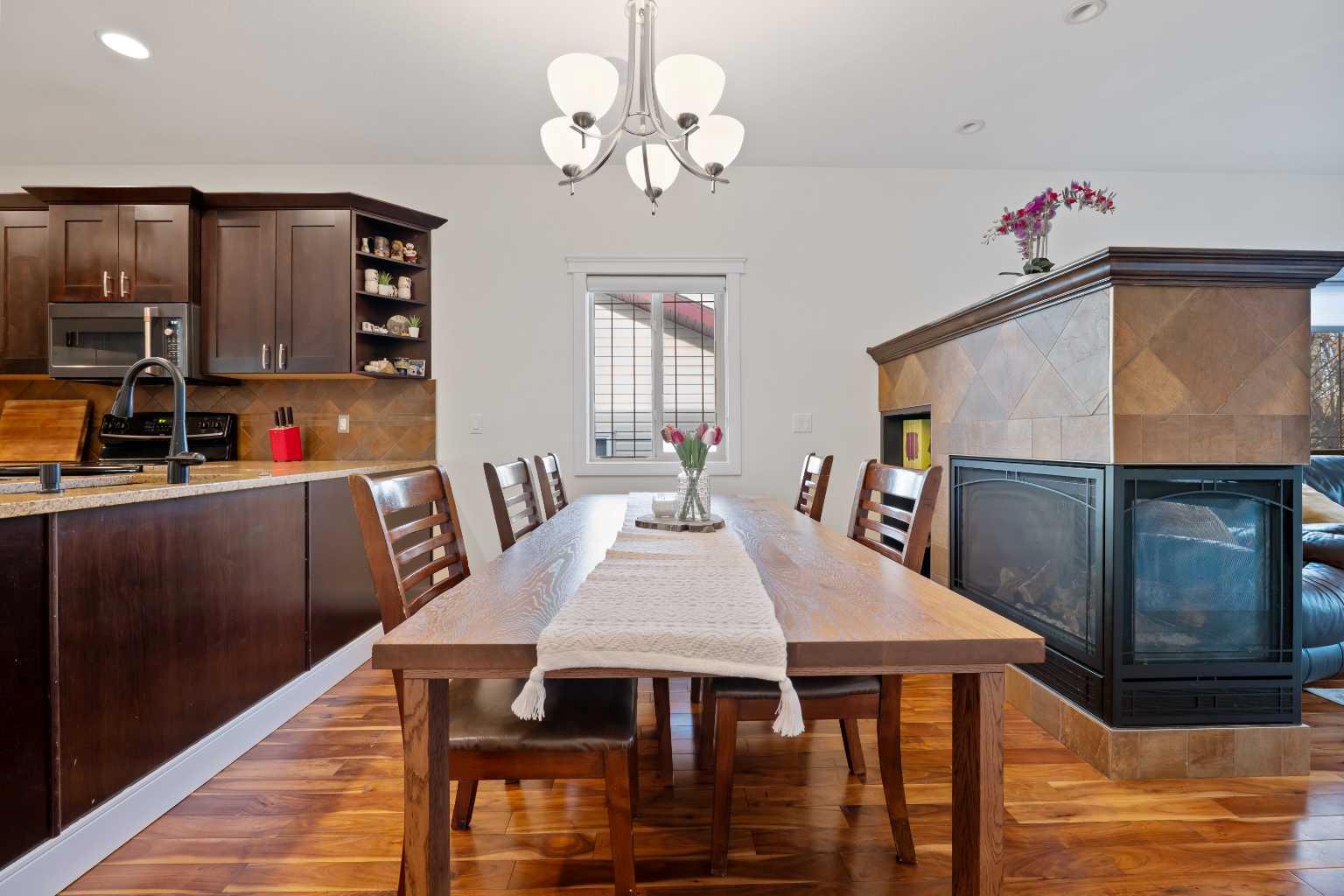 900 Carriage Lane Place 901