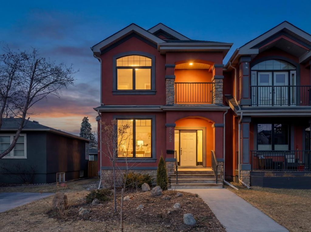 Photo of 2522 1 Avenue NW, Calgary, AB T2N 0C2 (MLS # A2285968)