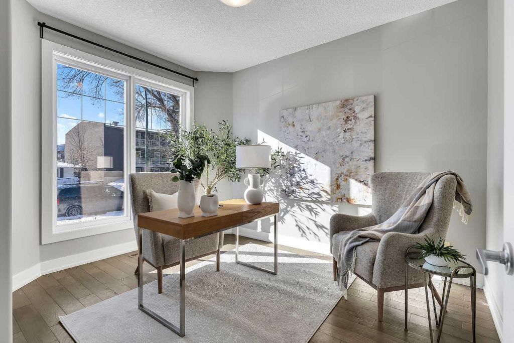 Photo of 2522 1 Avenue NW, Calgary, AB T2N 0C2 (MLS # A2285968)