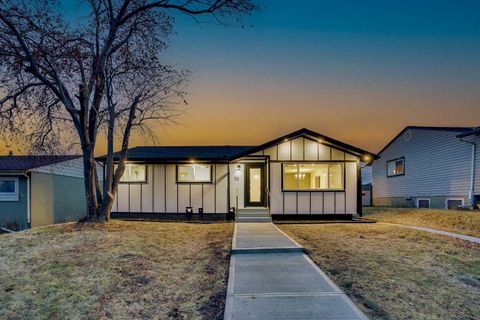 Photo of 52 Franklin Drive SE, Calgary, AB T2H 0T9 (MLS # A2290901)