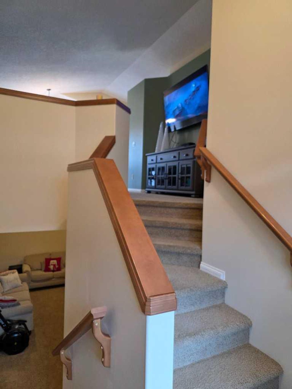 Photo of 46 Terrace View NE, Medicine Hat, AB T1C 0A3 (MLS # A2275786)