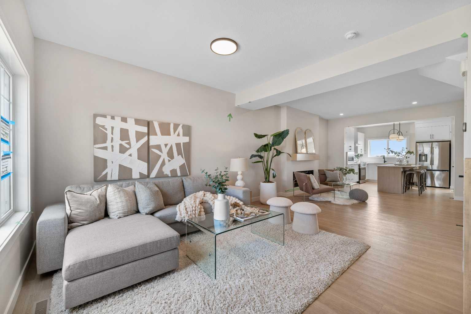 84 Buffaloberry Manor SE