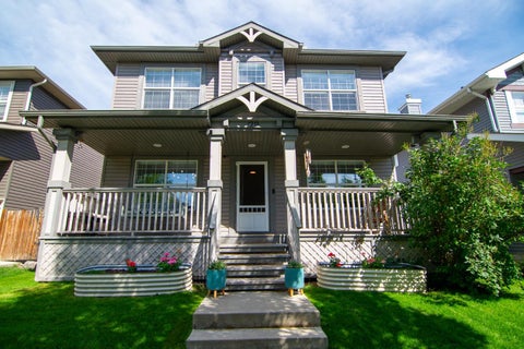 Photo of 129 Prestwick Estate Way SE, Calgary, AB T2Z 3Z2 (MLS # A2344369)