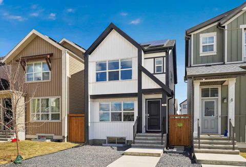 Photo of 12 Heirloom Crescent SE, Calgary, AB T3S 0G9 (MLS # A2298841)