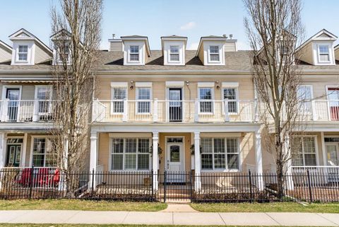 Photo of 24 Ypres Mews SW, Calgary, AB T2T 6L2 (MLS # A2309959)