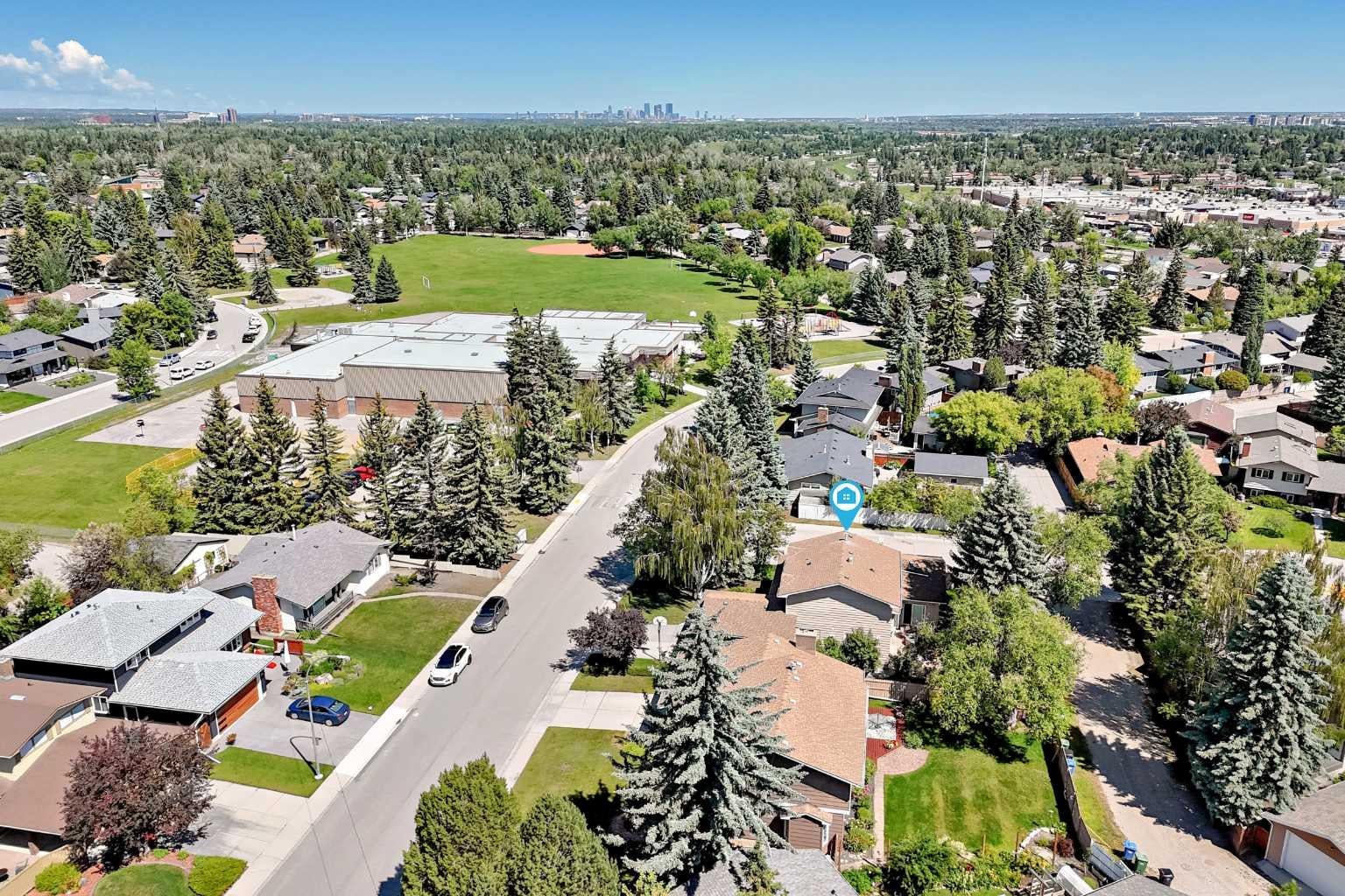 316 Parkland Way SE