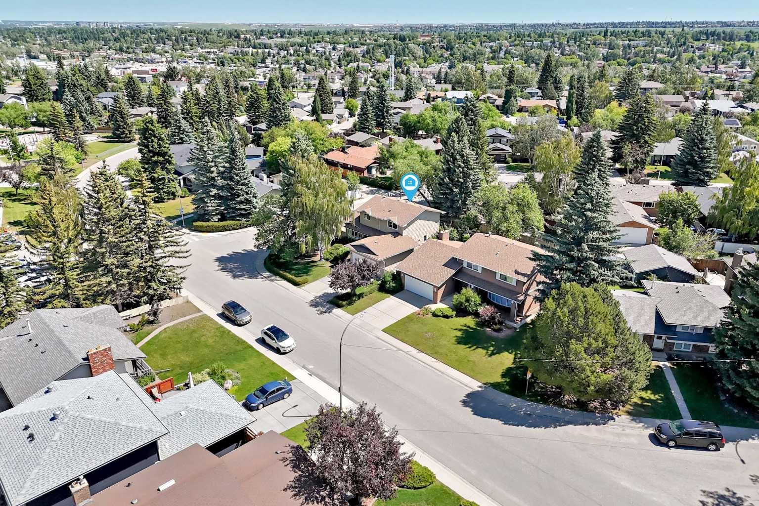 316 Parkland Way SE