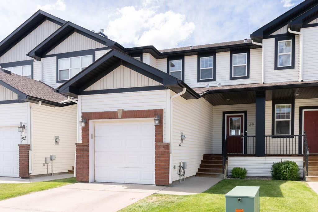 Photo of 295 Blackfoot Road West Rd #50, Lethbridge, AB T1K 8A6 (MLS # A2328625)