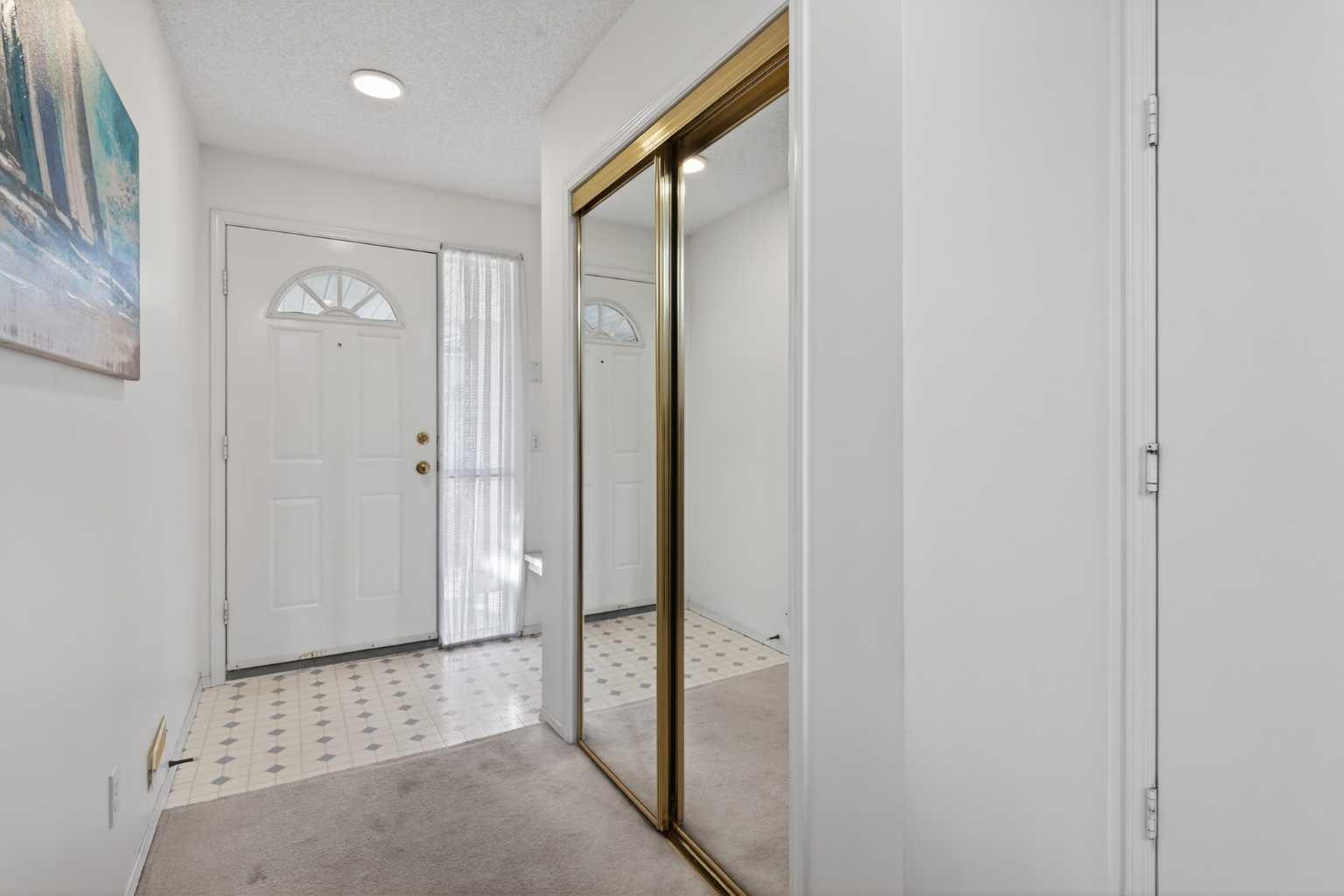 320 Sierra Morena Green SW