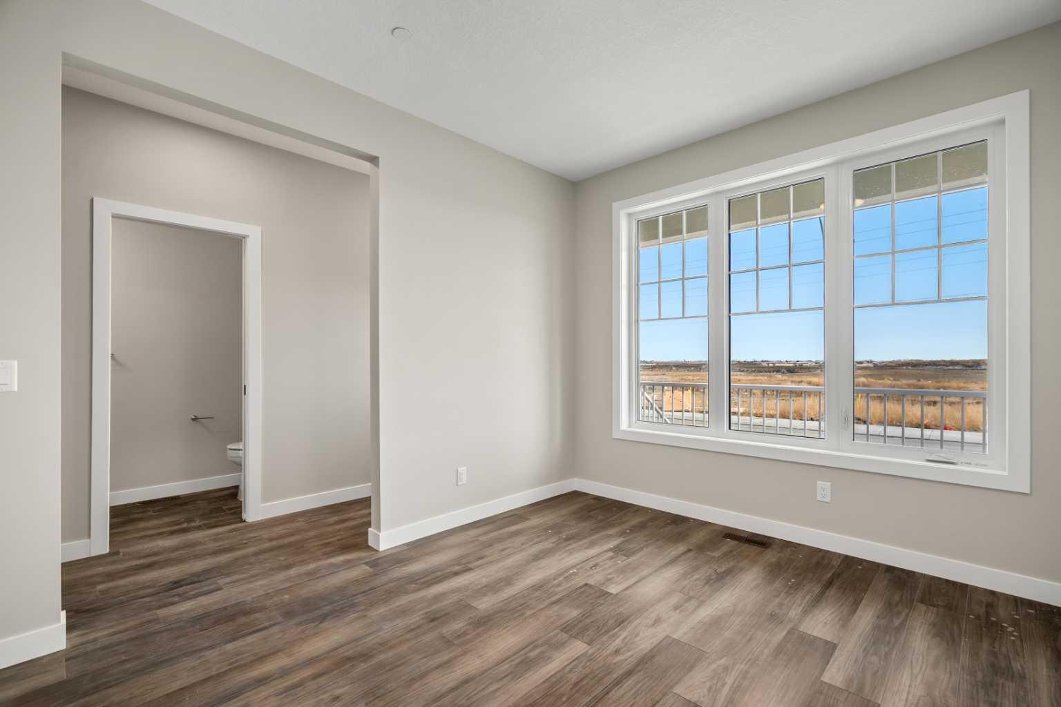 487 Hotchkiss Manor SE