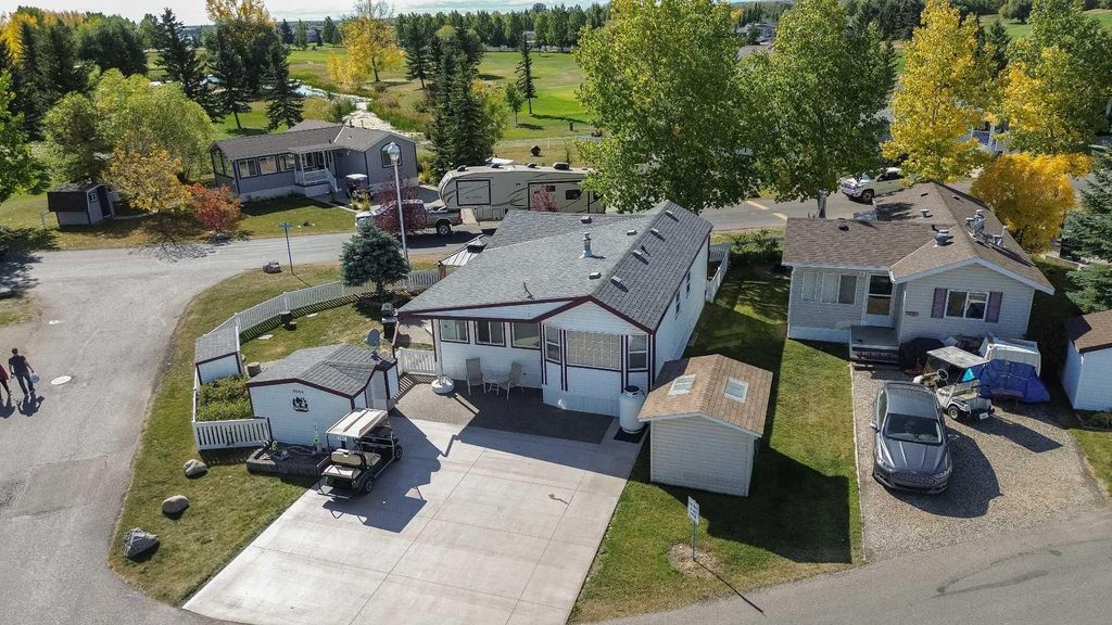 Photo of 35468 Range Road 30 #3044, Rural Red Deer County, AB T4G 0M3 (MLS # A2304481)