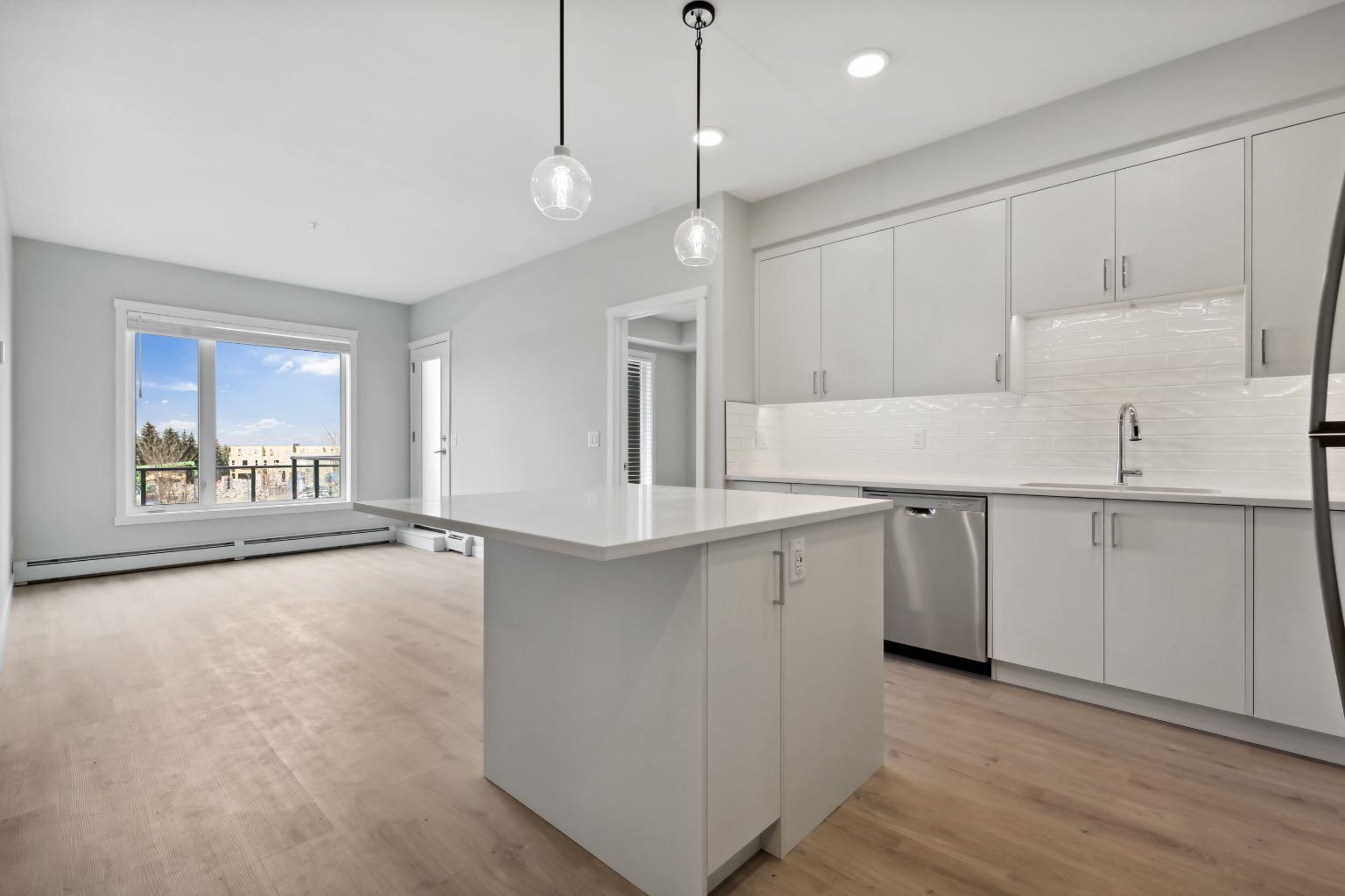 660 Shawnee Square SW 104