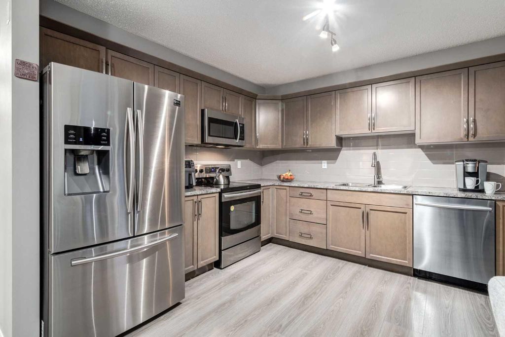Photo of 143 Windford Rise SW, Airdrie, AB T4B 3Z6 (MLS # A2282217)