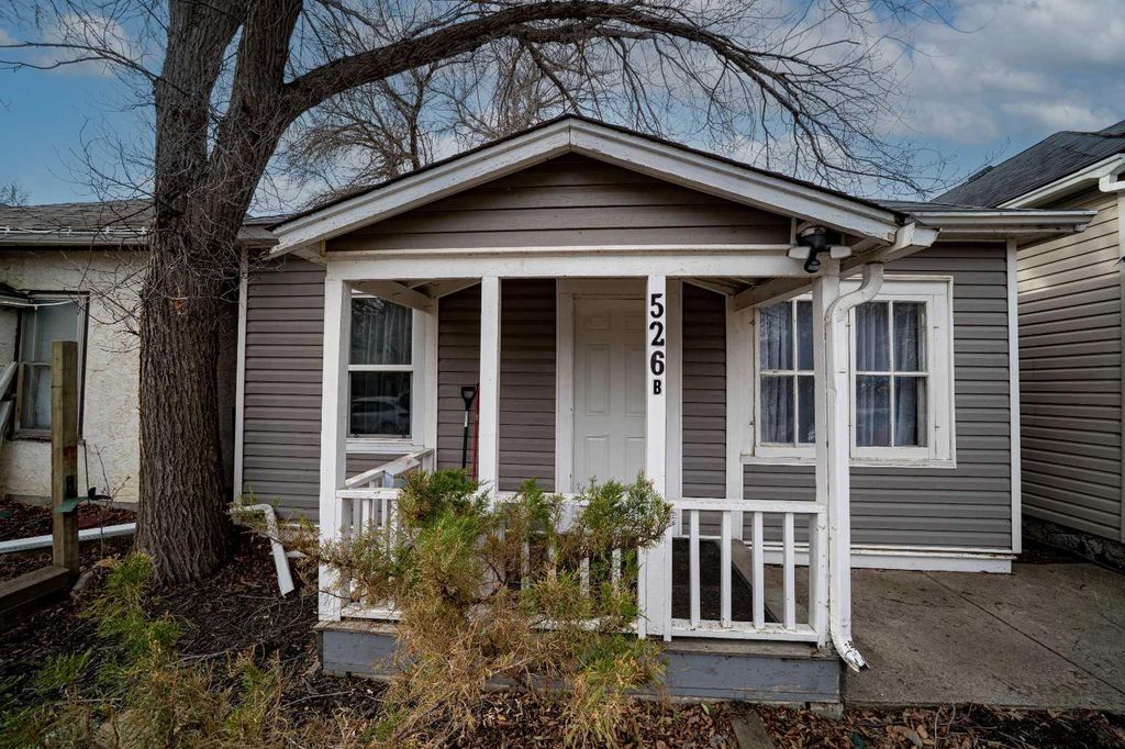Photo of 526B Princess Avenue SE, Medicine Hat, AB T1A 3C2 (MLS # A2292190)