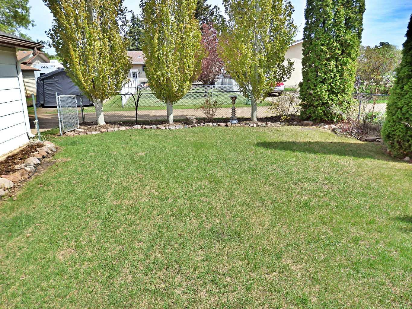 5204 57A Street