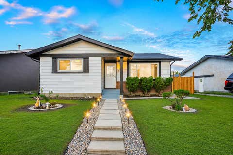 Photo of 1174 abbeydale Drive NE, Calgary, AB T2A 6L1 (MLS # A2333761)