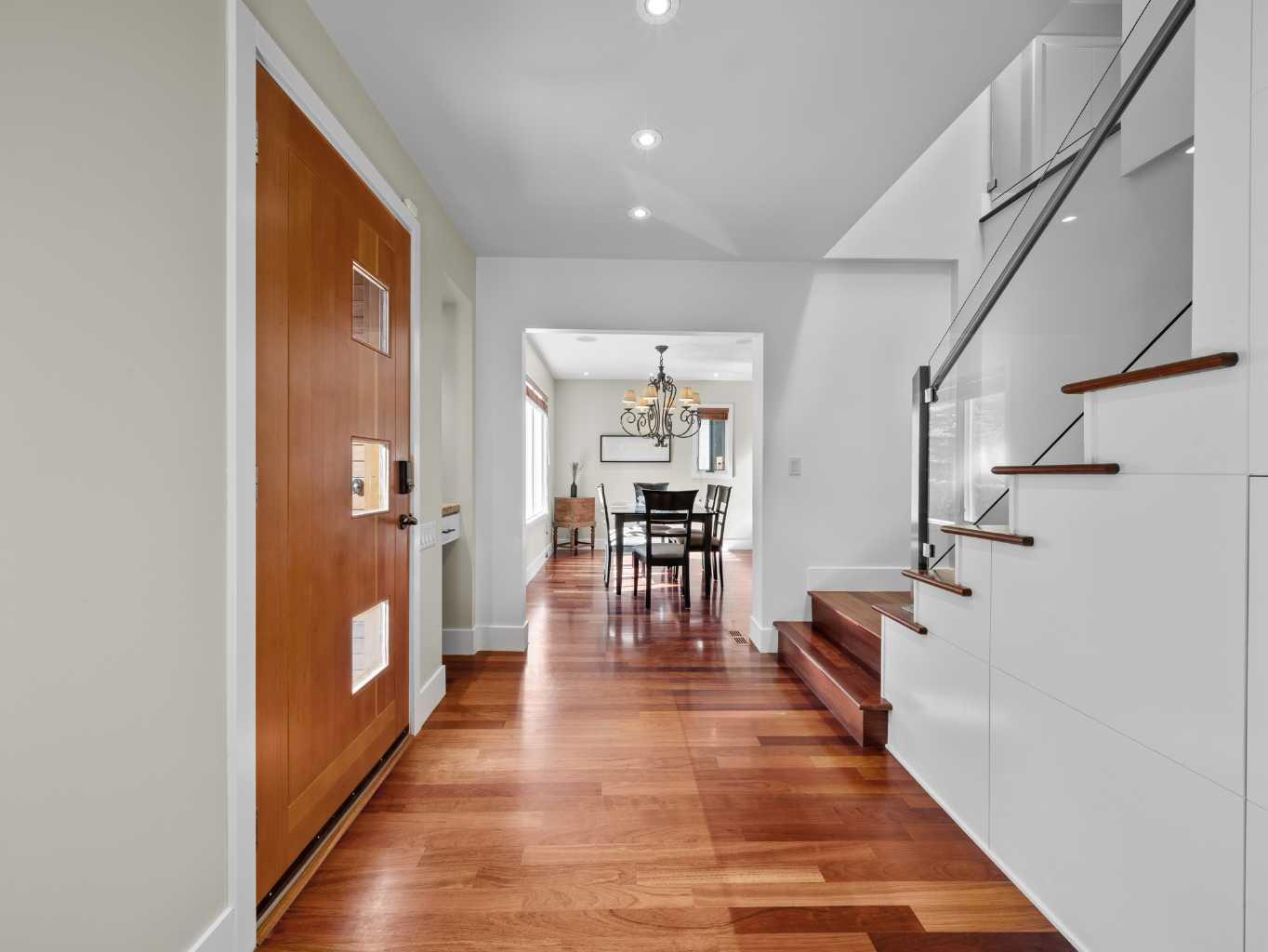 2716 Carleton Street SW