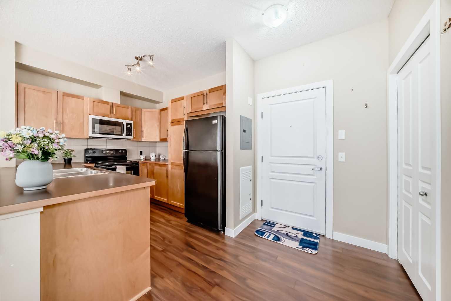 48 Panatella Road NW 203