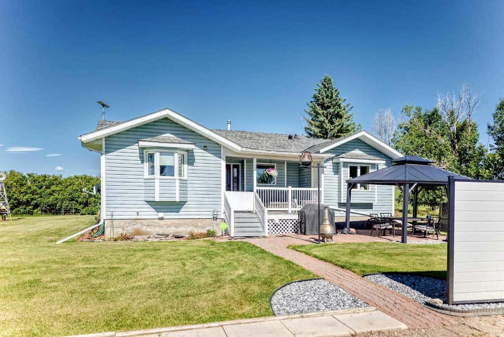 Photo of 112173 2253 Drive East Street E, Rural Foothills County, AB T1S 4V5 (MLS # A2329352)