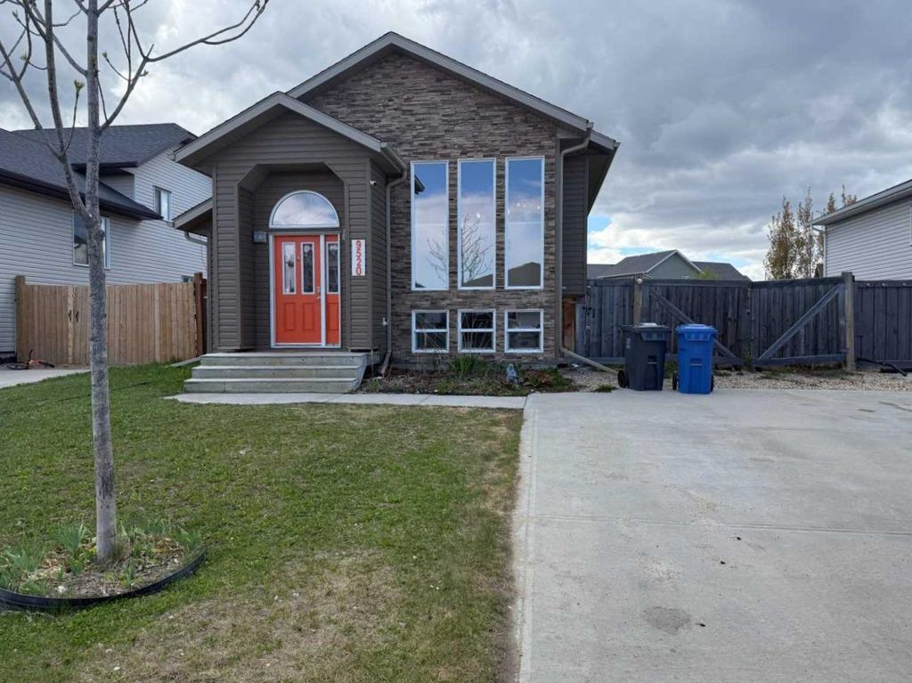 Photo of 9520 92 Street, Wembley, AB T0H 3S0 (MLS # A2301830)