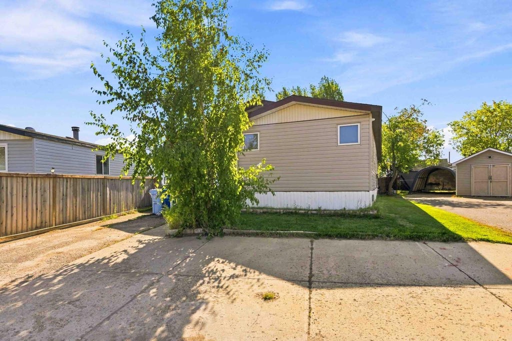 Photo of 245 Card Court, Fort McMurray, AB T9K 2J1 (MLS # A2341349)