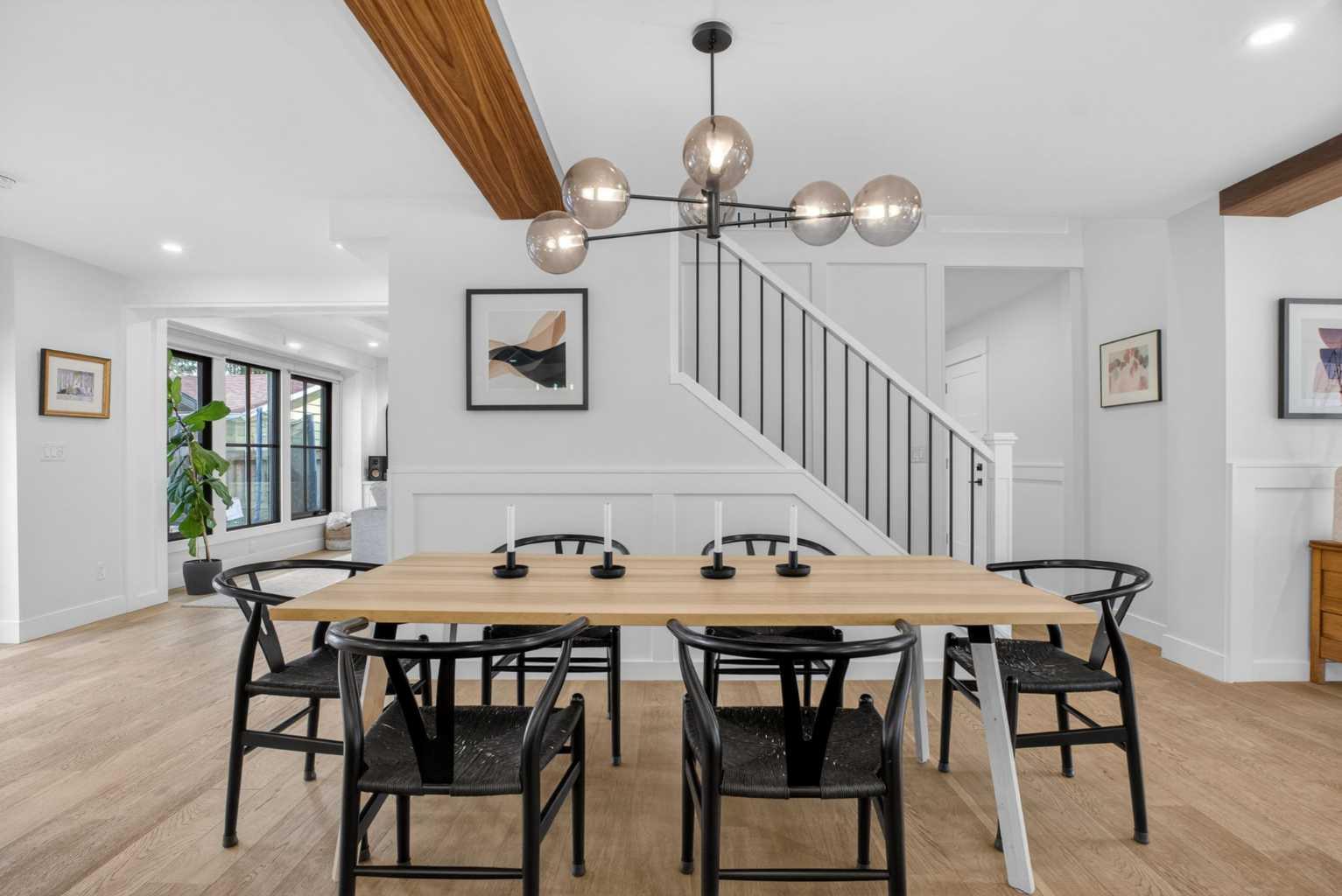 648 Willingdon Boulevard SE