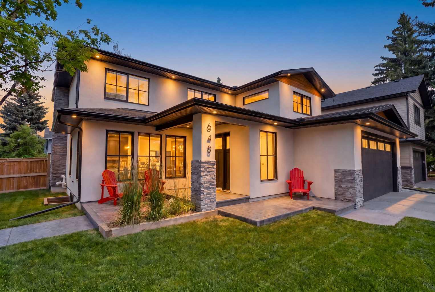 648 Willingdon Boulevard SE