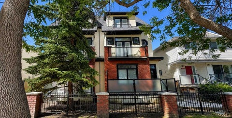 Photo of 2118 35 Avenue SW #3, Calgary, AB T2T 2E3 (MLS # A2335171)